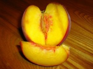 Персик в косметологии