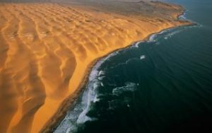 Пустыня и океан