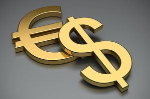 Стоит ли сейчас покупать доллары и евро