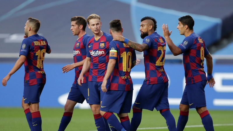 "Барселона" договорилась с игроками о сокращении зарплат