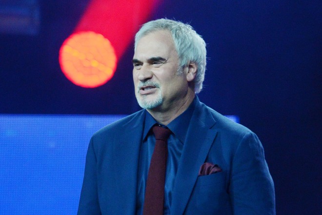 Призвавший к бойкоту «огоньков» Меладзе не попал в пятёрку новогодних звёзд