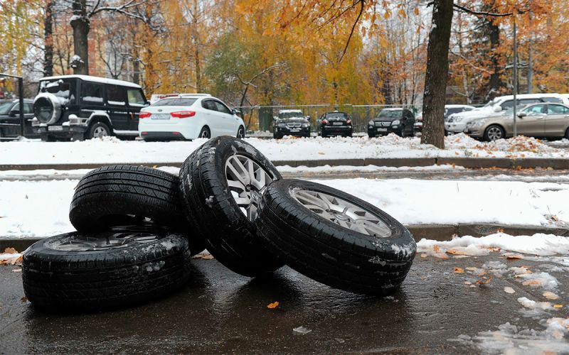 
            Россияне стали вдвое меньше тратить на подготовку машин к зиме
        