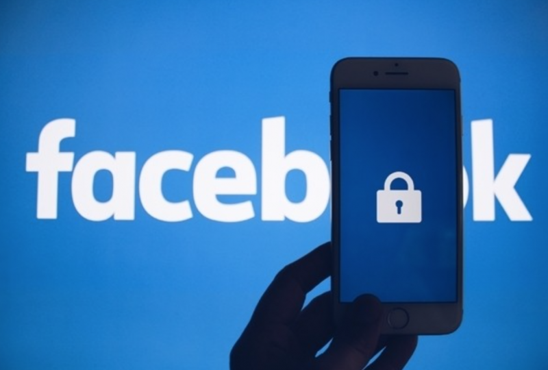 Facebook против россиян. Зачем удаляет аккаунты?