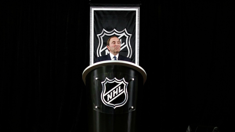 Комиссионер НХЛ назвал здоровье приоритетом лиги в следующем сезоне