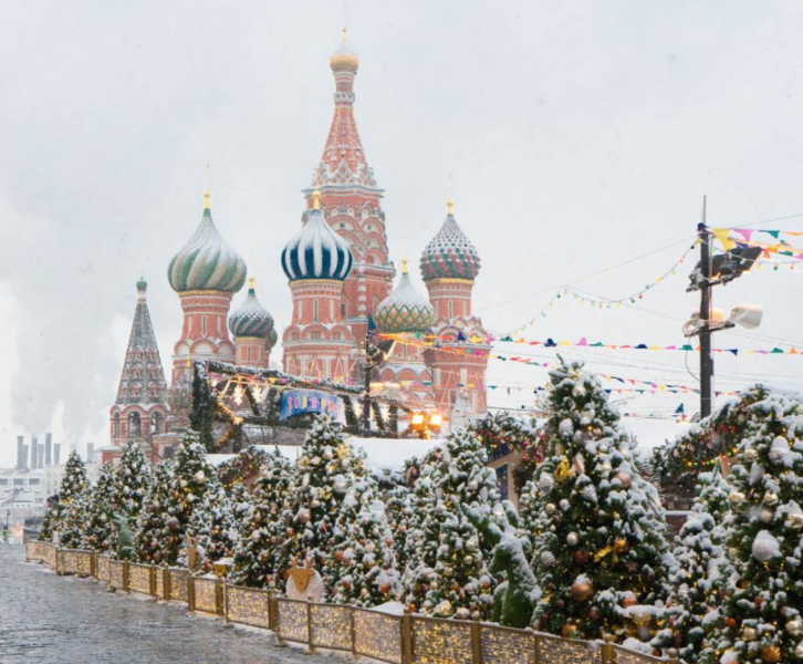 Кто, куда и зачем забирает московский снег?