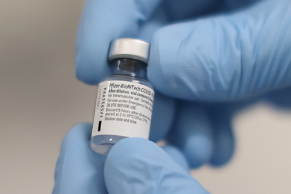 Производителей вакцин от COVID-19 освободили от наказания за побочные эффекты