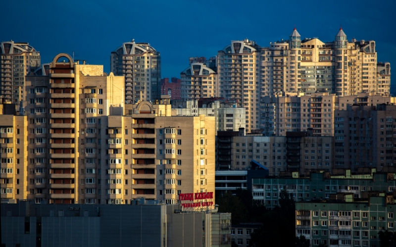 Россияне назвали покупку жилья лучшим способом вложения денег