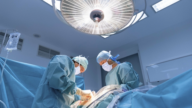 В Приамурье врачи извлекли из сердца пациента два обломка иглы