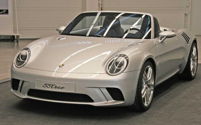 
            Porsche более 10 лет держала в секрете современную версию ретро-родстера
        