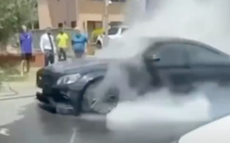 
            В Австралии мужчина выиграл машину за 11 млн и случайно сжег ее. Видео
        