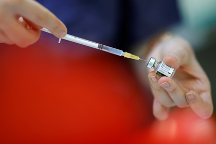 В США конгрессмен заразился коронавирусом после вакцинации Pfizer