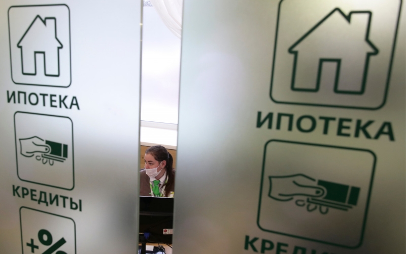 Аналитики сообщили о рекордном росте суммы ипотечного кредита в России