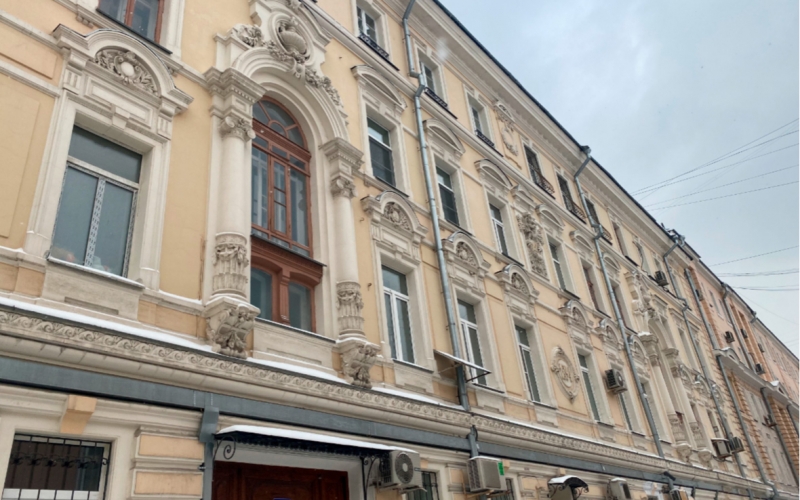 Бережно к истории: как в Москве реставрируют жилые дома-памятники