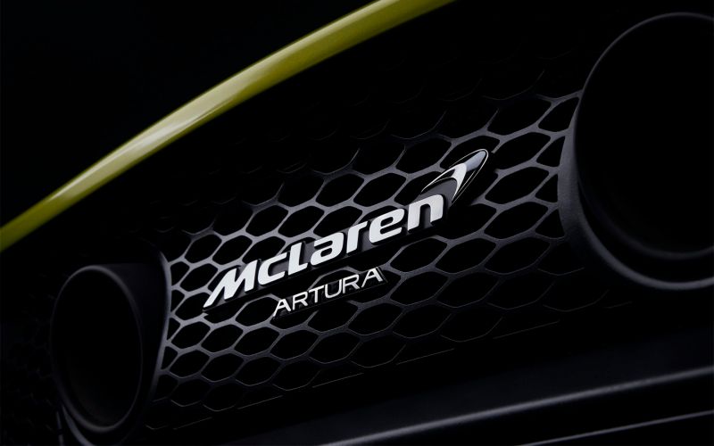 
            McLaren назвал дату премьеры нового гибридного суперкара
        