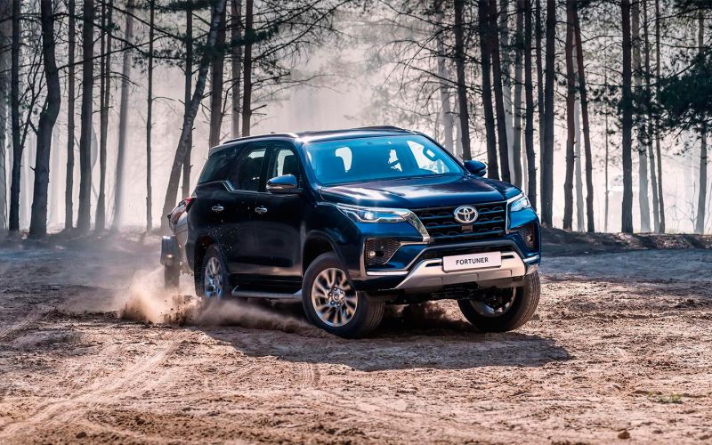 
            Toyota отзовет в России 3,5 тыс. машин из-за проблем с тормозами
        