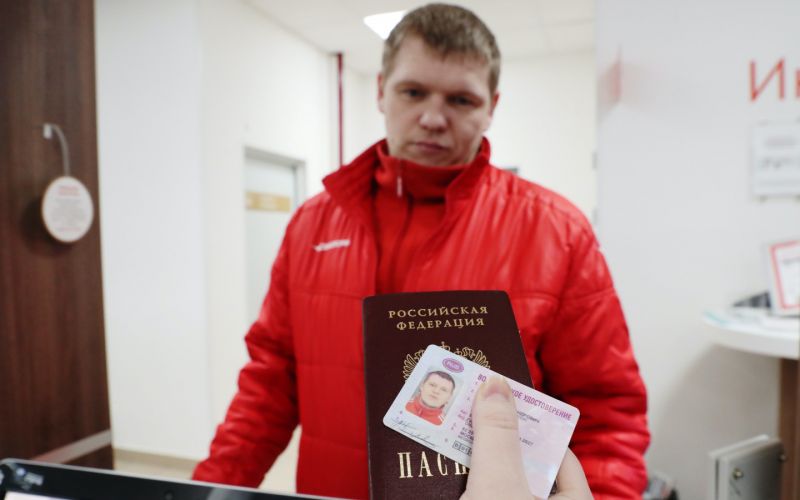 
            В Москве за год выдали более 60 тысяч водительских удостоверений
        