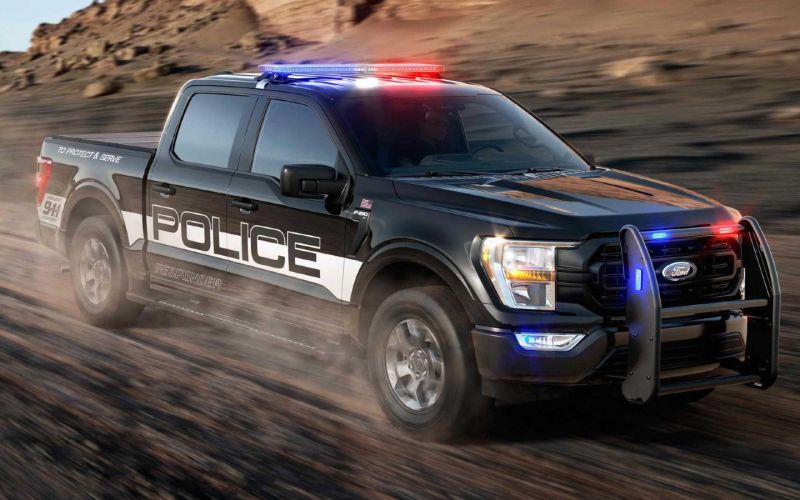 
            Новый Ford F-150 подготовили для полицейских погонь
        