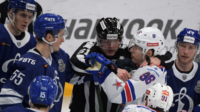 СКА обыграл "Динамо" в третьем матче второго раунда плей-офф КХЛ