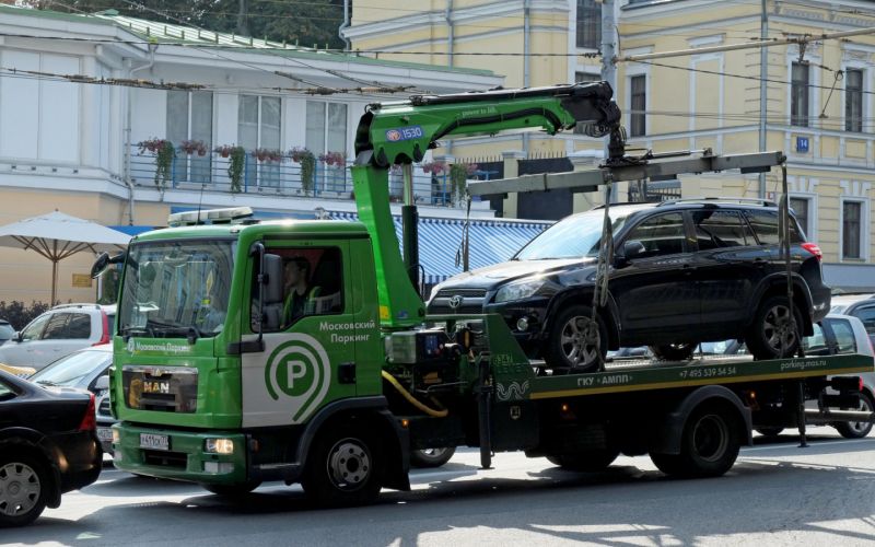 
            Власти Москвы поднимут тарифы на эвакуацию автомобилей
        