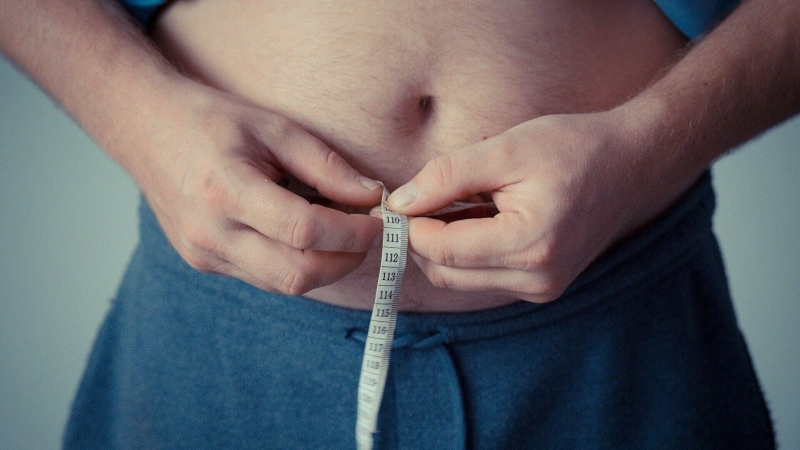 Диетолог рассказала о вреде подсчета и дефицита калорий в рационе