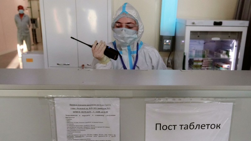 В Петербурге оценили вероятность третьей волны коронавируса