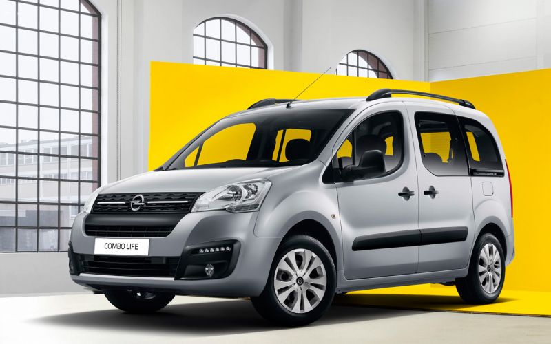 
            Opel представил новинку специально для России. 5 фактов о Combo Life
        