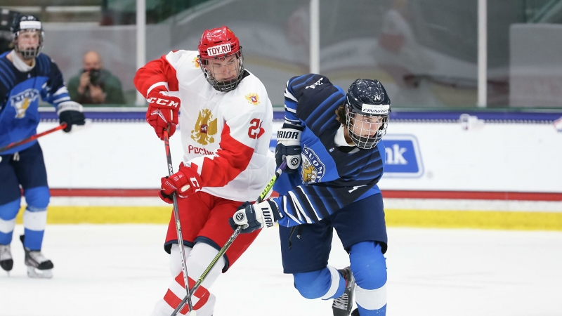 Сборная России сыграет с Финляндией в полуфинале юниорского ЧМ