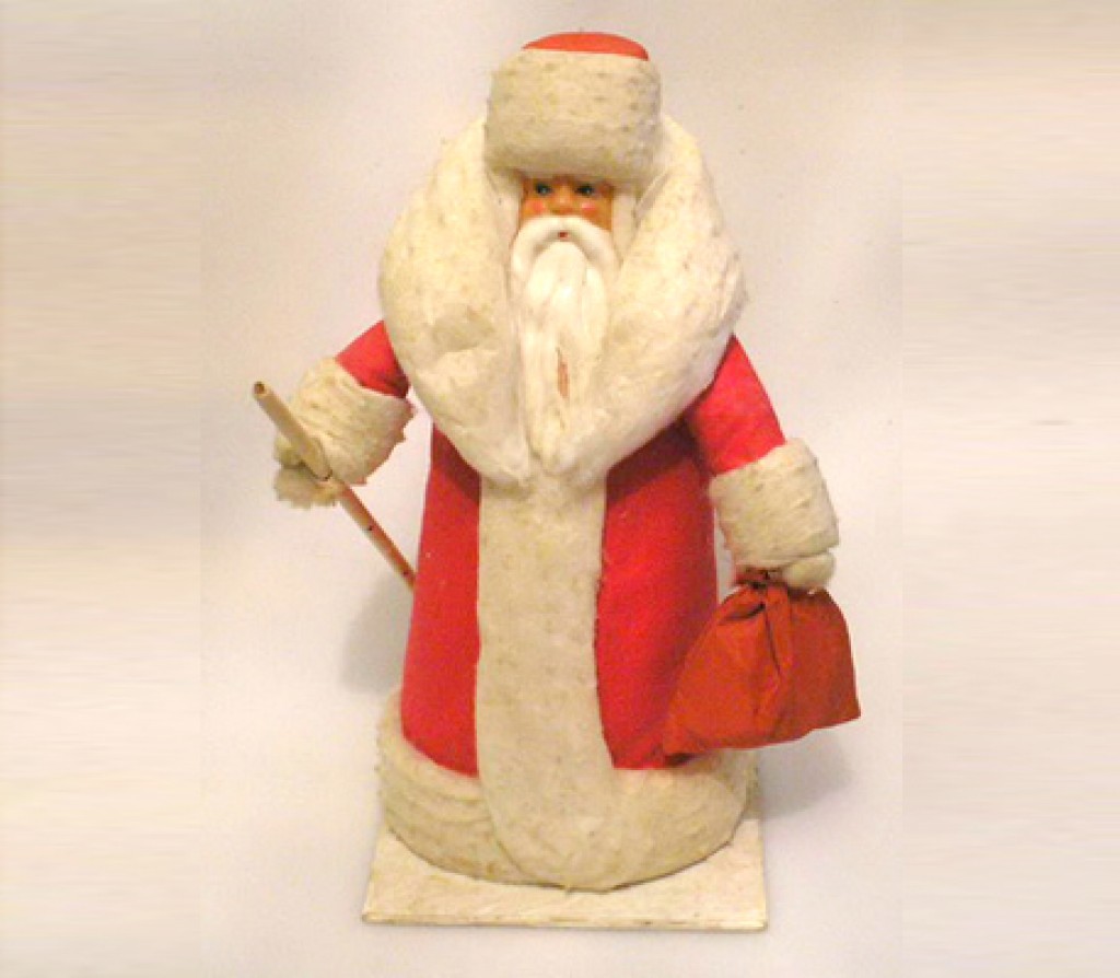 Шоколадные фигуры Деда Мороза - нежный вкус и приятное настроение, согреющие душу в зимнюю стужу.