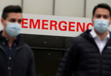 Ученые предрекли смерть 500 тысяч американцев с COVID-19