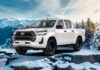Toyota Hilux впервые получил бензиновый мотор в России