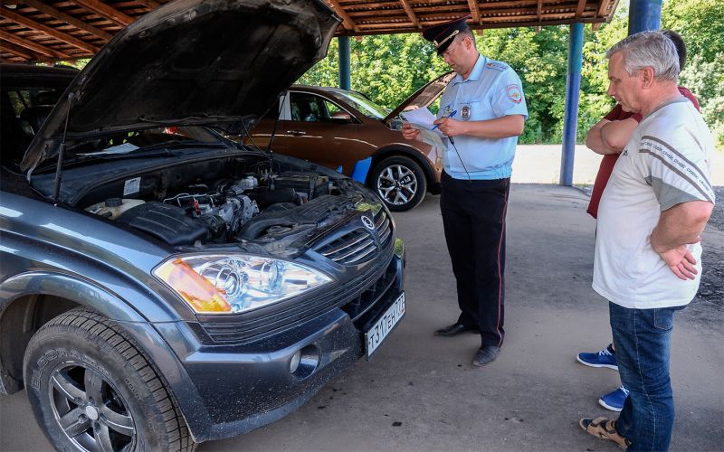 
            9 причин, когда ГИБДД не поставит машину на учет. Список
        