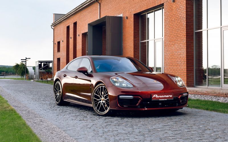 
            Корректировка смыслов. Тест-драйв Porsche Panamera 2021 года
        