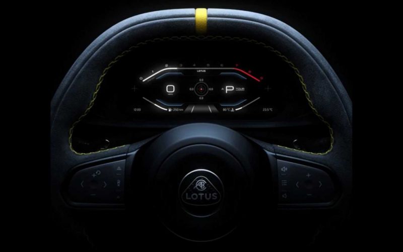 
            Lotus показал часть салона своей последней бензиновой машины
        