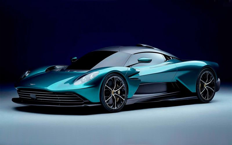 
            Aston Martin представил 950-сильный гиперкар Valhalla
        