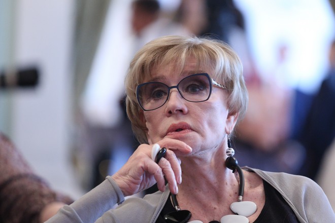 «Мамочка дома»: Веру Алентову выписали из больницы - NEWS.ru - 08.07.21