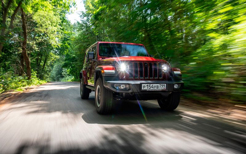 
            Детство в раме. Тест-драйв Jeep Wrangler Rubicon
        