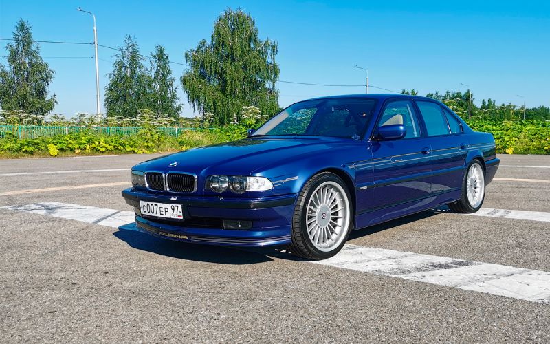 Самая крутая «семерка» BMW в истории. Тест редчайшей Alpina B12 6.0