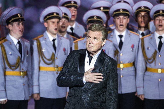 «Только за деньги»: Лещенко упрекнул молодёжь в отсутствии патриотизма - NEWS.ru — 12.08.21