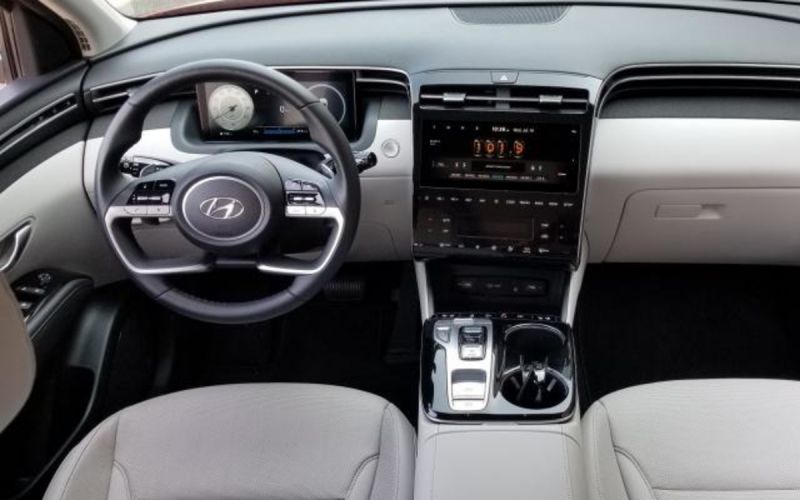 
            От Honda до Bentley: названы лучшие автомобильные интерьеры 2021 года
        