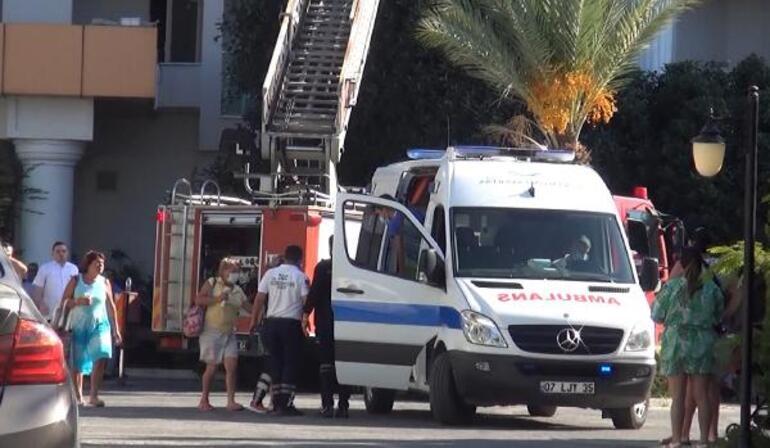 В 5-звездочном отеле Турции произошел пожар: туристы спасались из задымленных номеров бегством