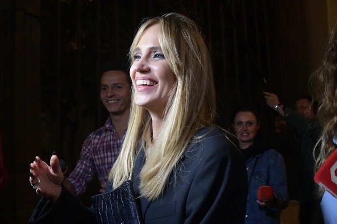 Певица Глюкоза предложила сделать в школах курилки - NEWS.ru — 28.11.21