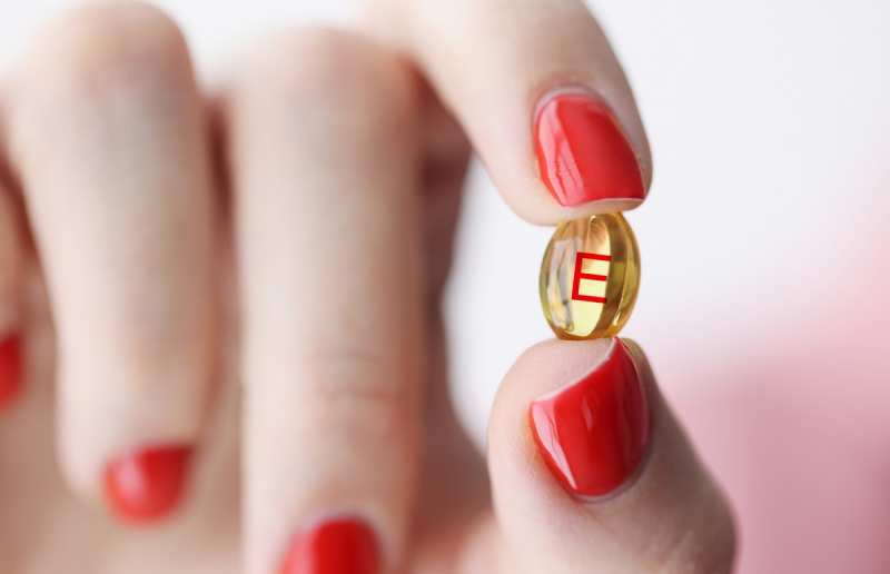 Витамин Е: чем полезен и как принимать