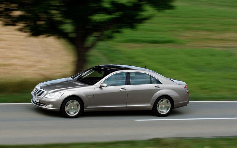 
            Mersedes-Benz в России отзывает 1082 автомобиля S-Class
        