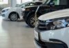 Новые автомобили в России с начала марта подорожали на 20-30%