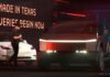 Tesla показала новую версию электрического пикапа Cybertruck