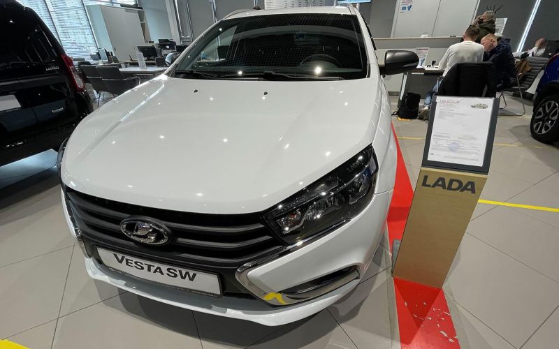 АвтоВАЗ предложил разрешить тратить маткапитал на покупку автомобиля