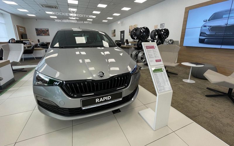 Какие седаны и лифтбеки еще можно купить в России. Реальные цены