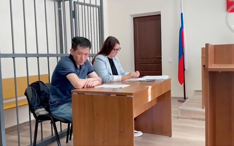 
            Попавшему в ДТП с Ксенией Собчак водителю дали два года колонии
        