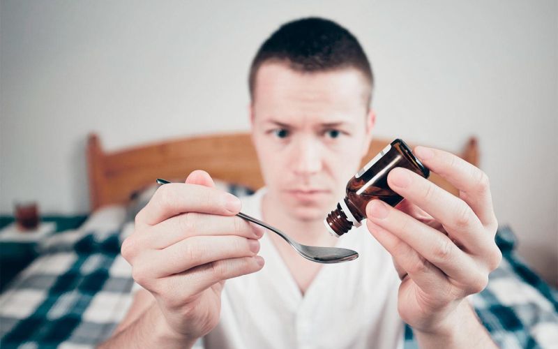 
            Можно ли пить корвалол за рулем? Отвечают врач и юрист
        