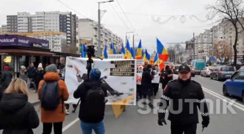 В Кишиневе проходит массовый антиправительственный митинг